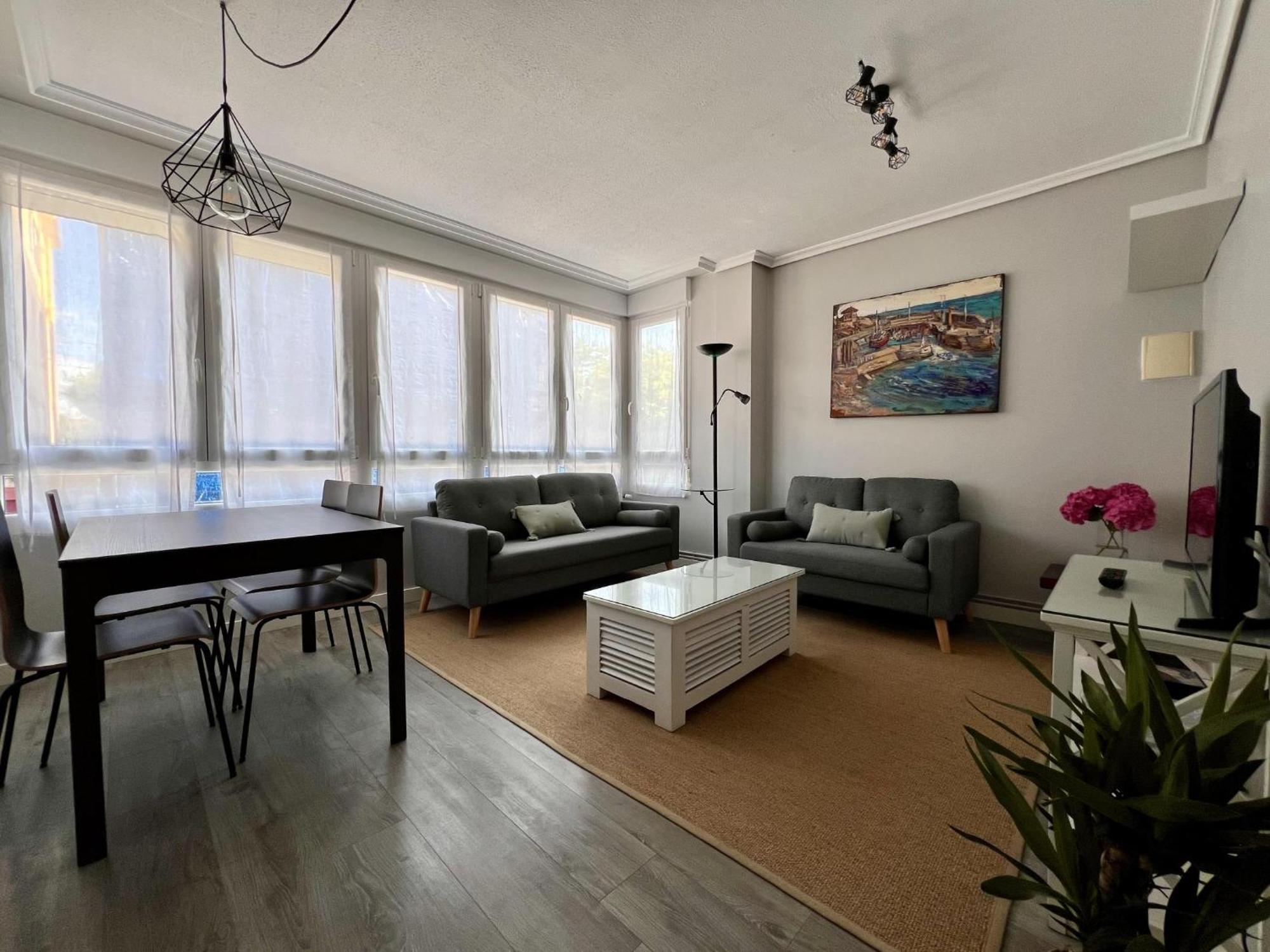Parola Apartment Comillas