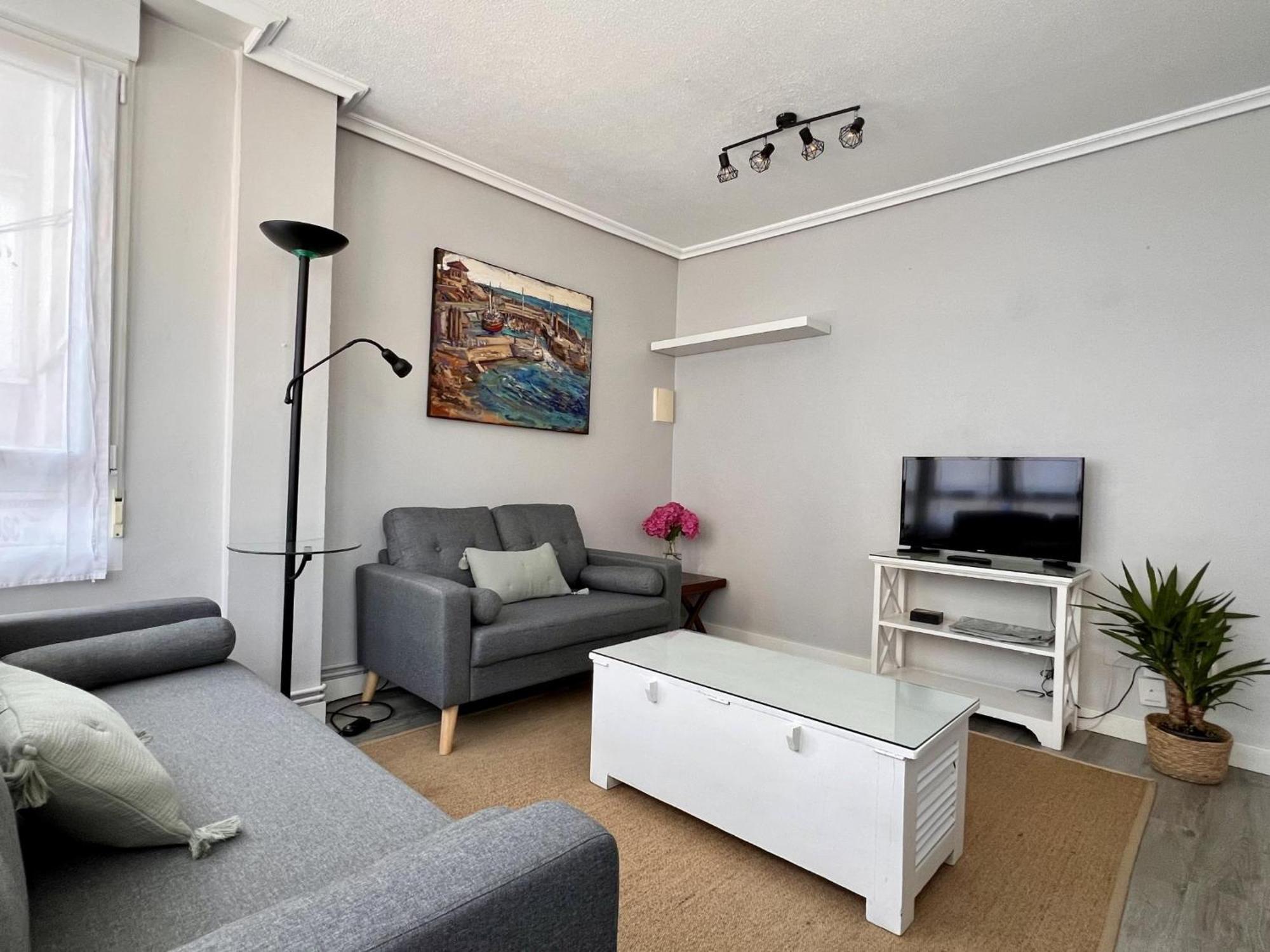 Apartment Parola *